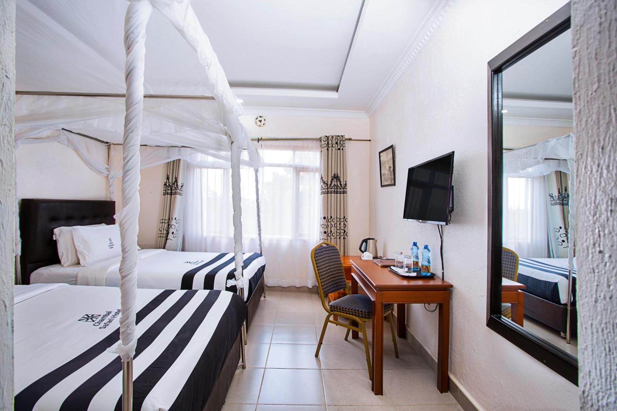 Chambai Hotel Naivasha Extérieur photo