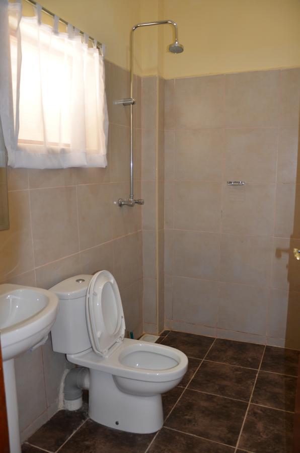 Chambai Hotel Naivasha Extérieur photo
